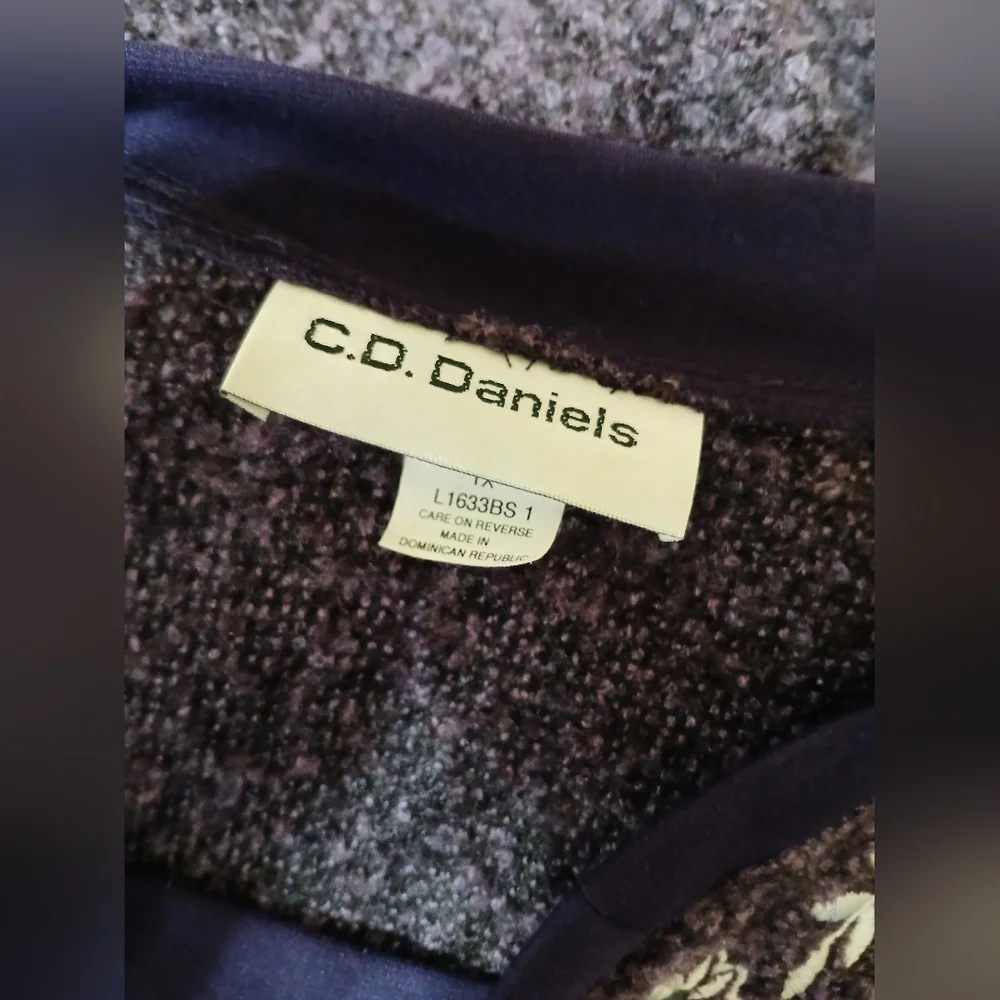Vintage C.D. Daniels Embellished Boucle Knit Dressy Purple Top Size 1X - Picture 3 of 4